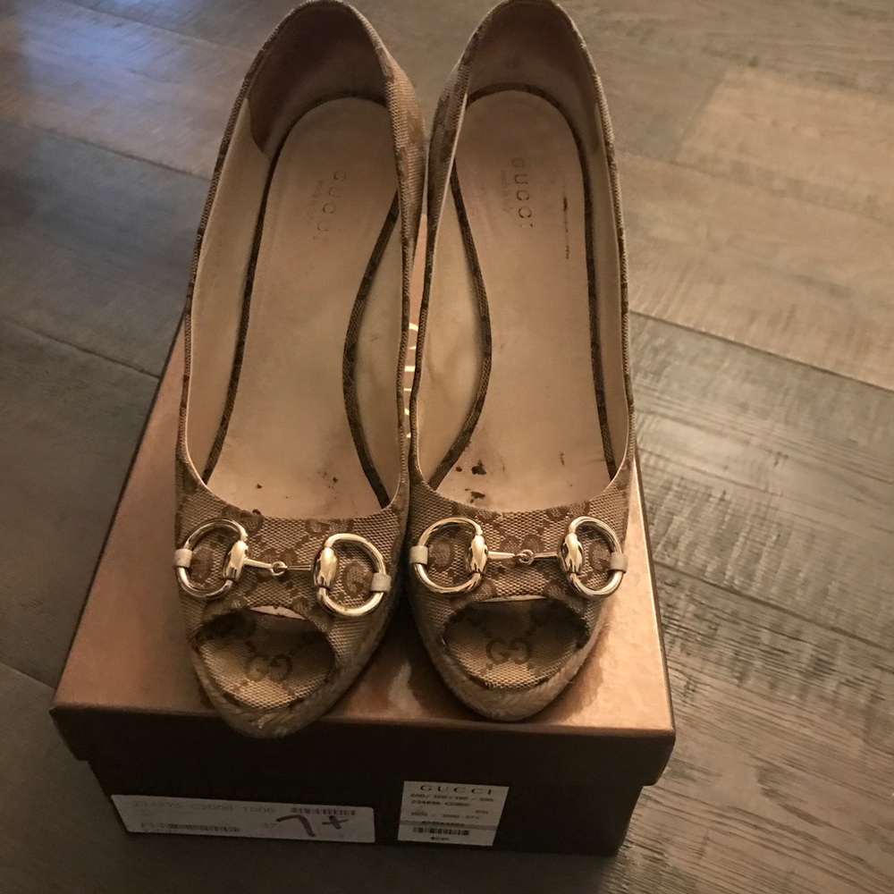 Gucci print wedge
